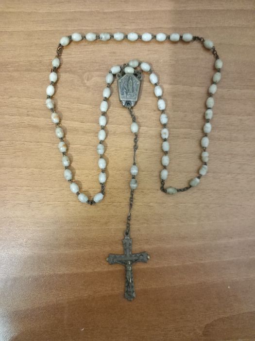 Стара италианска католическа молитвена броеница