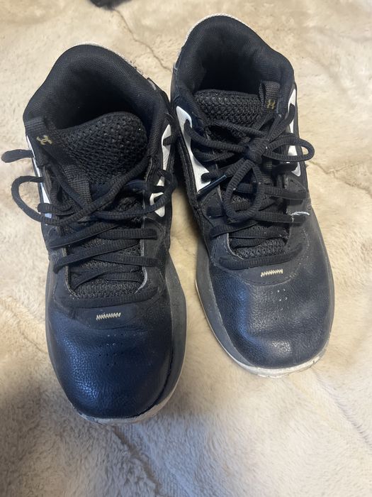 Маратонка  Under Armour