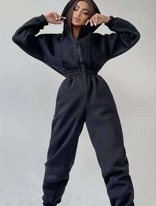 Новый теплый комбинезон S