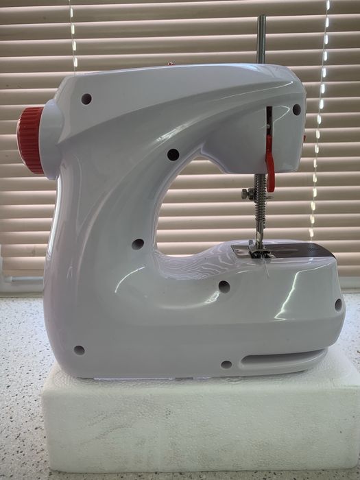 Швейная машинка