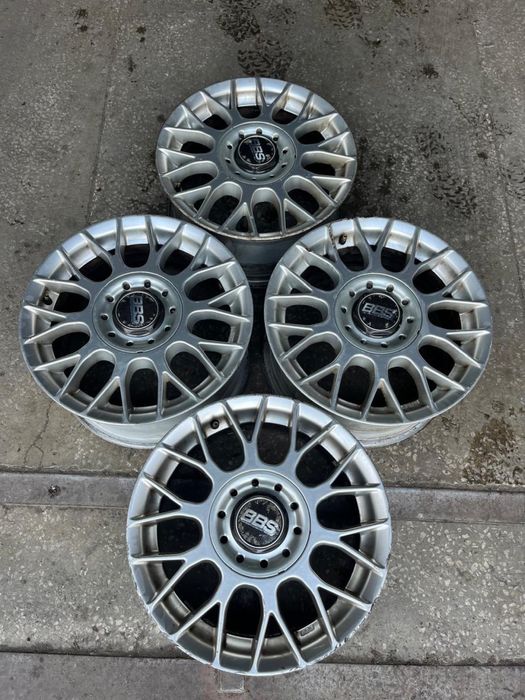 Продам комплект дисков на R15 на гольф4