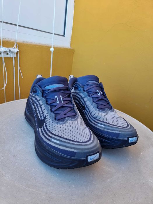 Nike Vomero Plus маратонки перфектно състояние