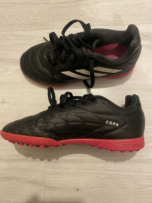 Ghete fotbal copii, 6 perechi, marimi 31…33 1/2