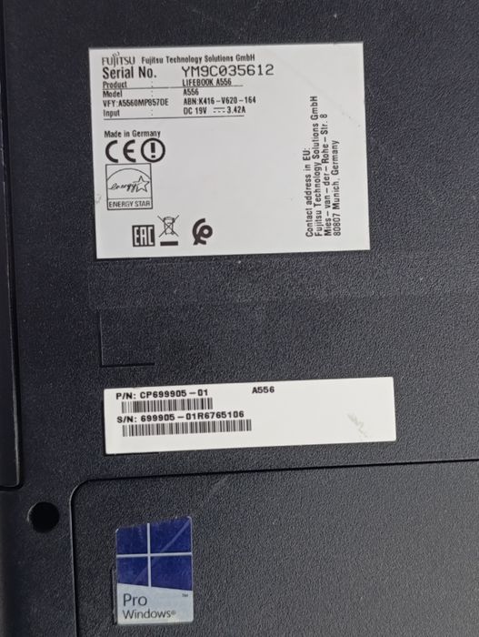 Laptop profesional Fujitsu model A556 Intel i5 6200u