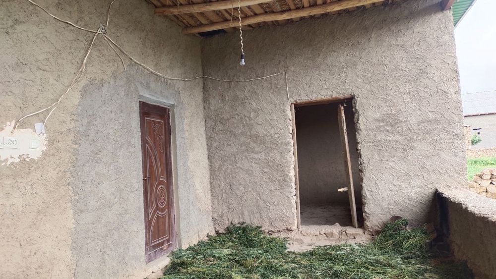 Xovli uy sotiladi barcha hujjatlar bor