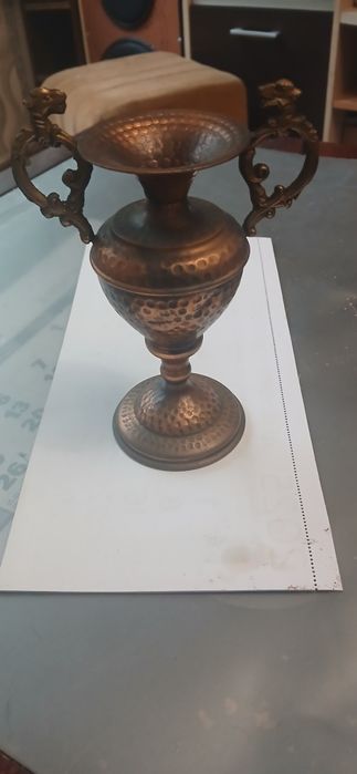 Малка симпатична амфорка от мед