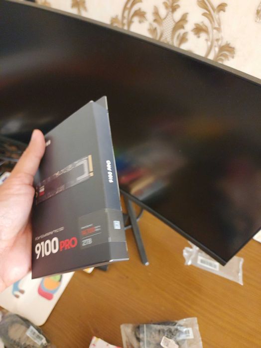 SSD M.2 Samsung 9100 PRO 2 TB PCIe 5.0x4 M.2 2280.Новый запечатанный!
