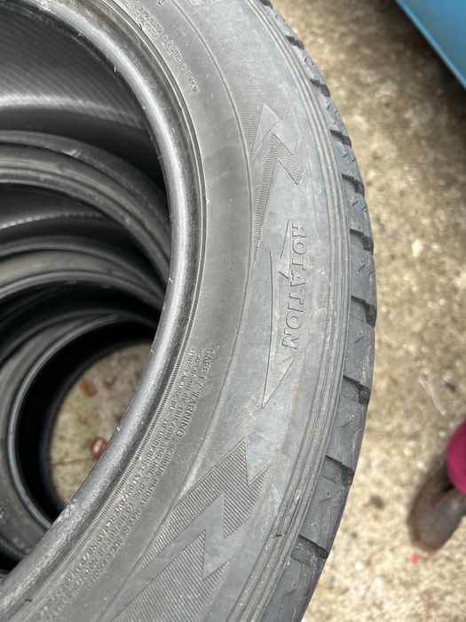 Зимни Гуми Dunlop 285/50 20