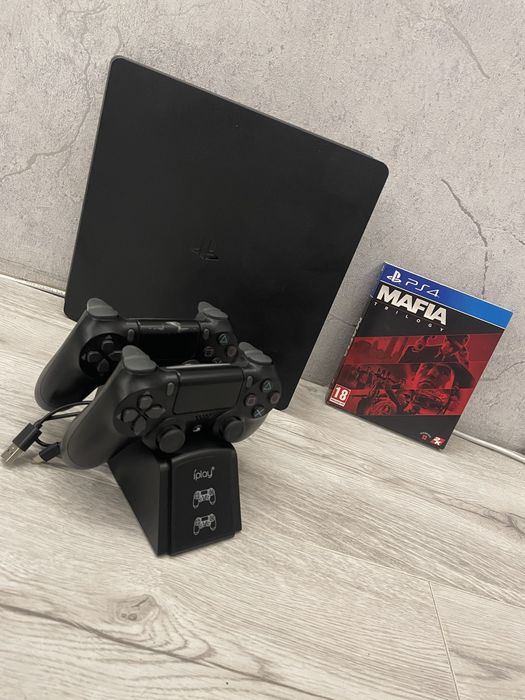Продам PS4 Slim 500gb