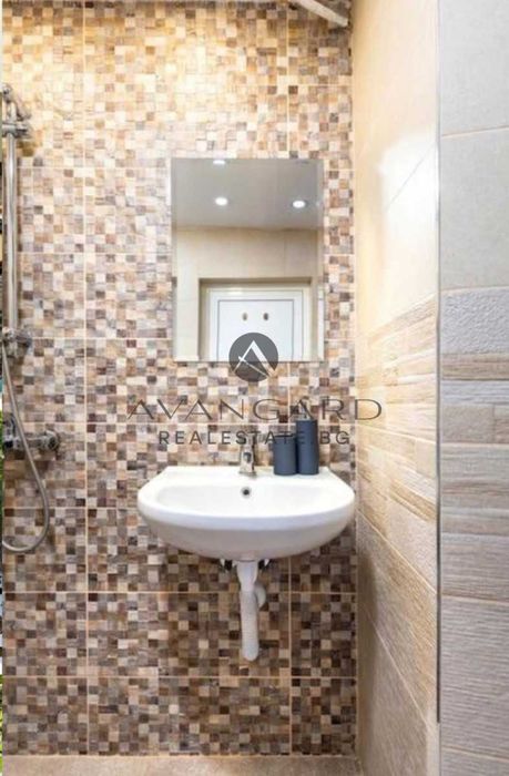 Продава се Двустаен апартамент в Пловдив, Център - 42 кв.м за 3691 €/кв.м - Снимка #6