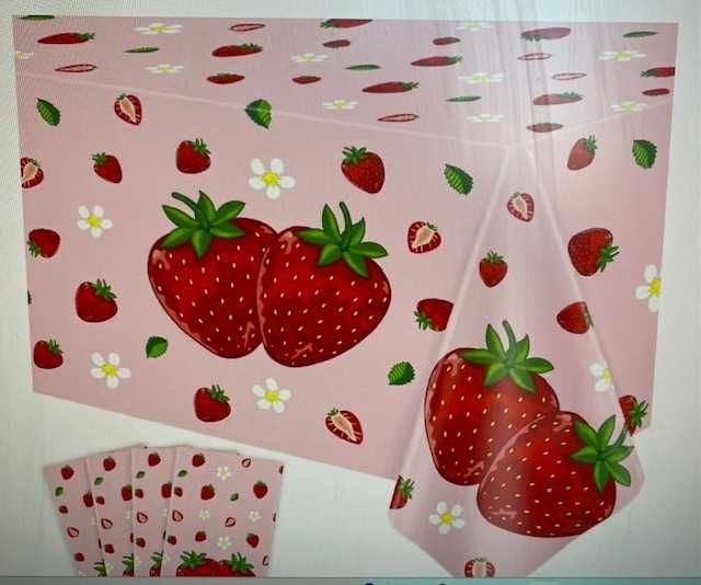 Set 4 fețe de masă cu model căpșuni, 220 x 130 cm - noi