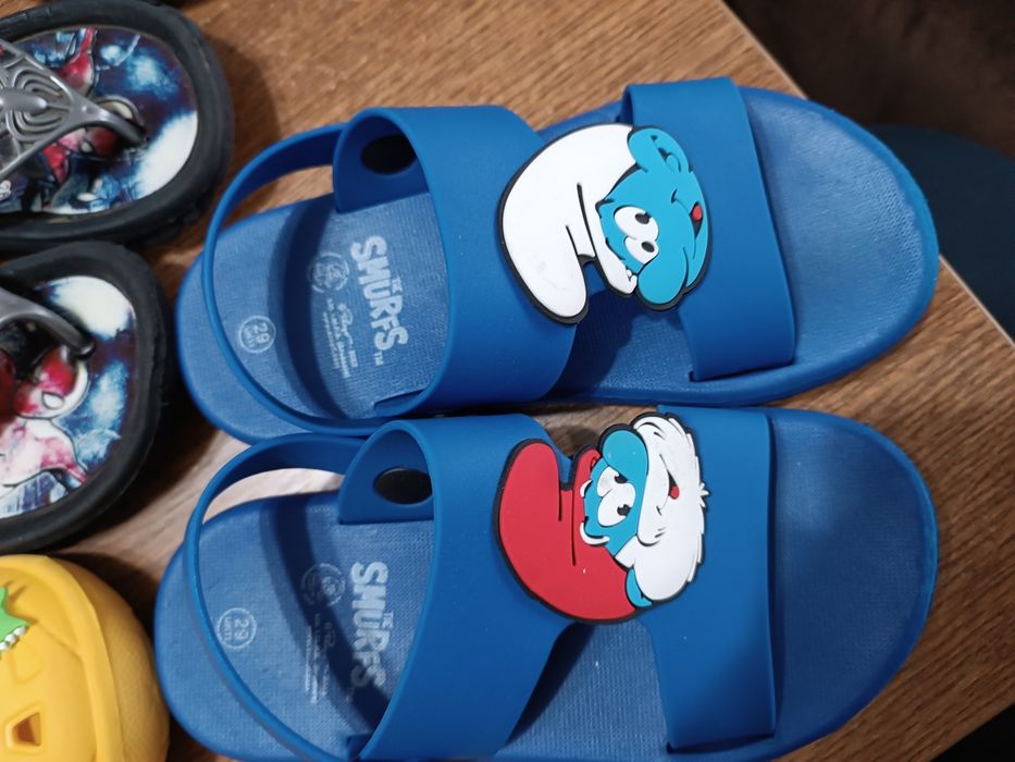 Детски обувки,ботуши,джапанки,сандали 27,28,29 номер