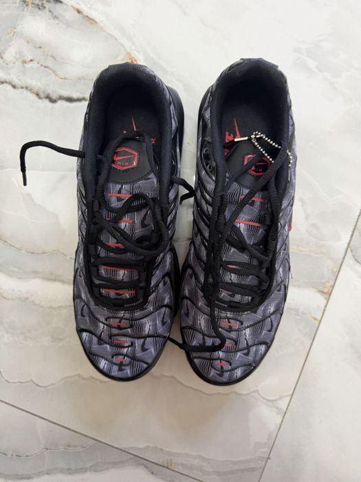 Adidasi nike tn nr 42