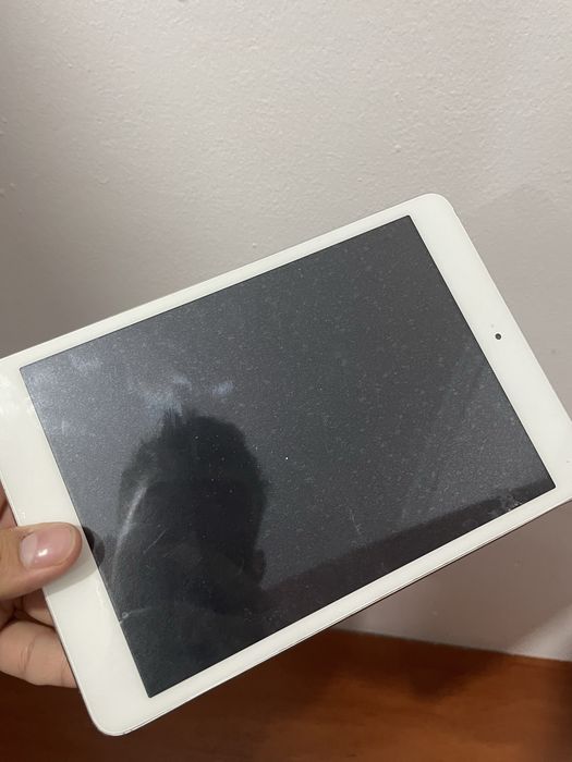 iPad mini 64 ГБ всё работает