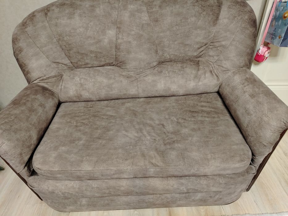 Продам диваны 3-2-1