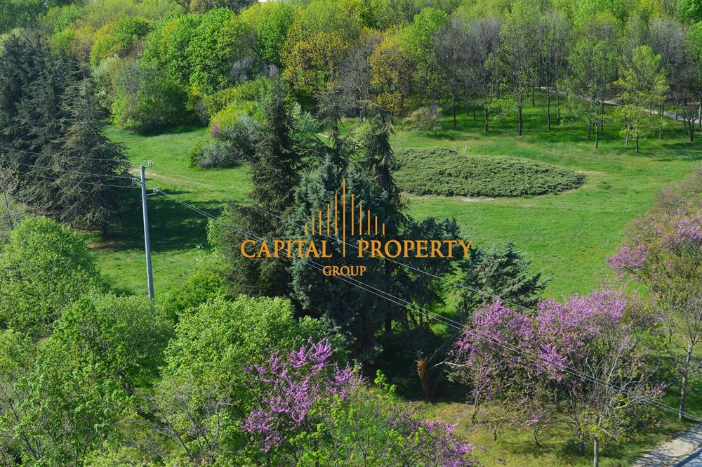 Продава се Тристаен апартамент в Варна, Левски - 116 кв.м за 1897 €/кв.м - Снимка #2