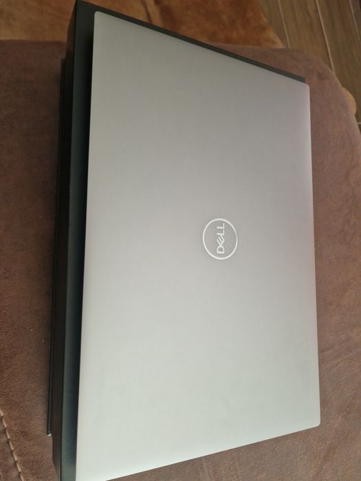 Dell Precision 5570 - i7 vPRO, 32gb RAM, 1Tb, RTX 8gb, Touchscreen 4k