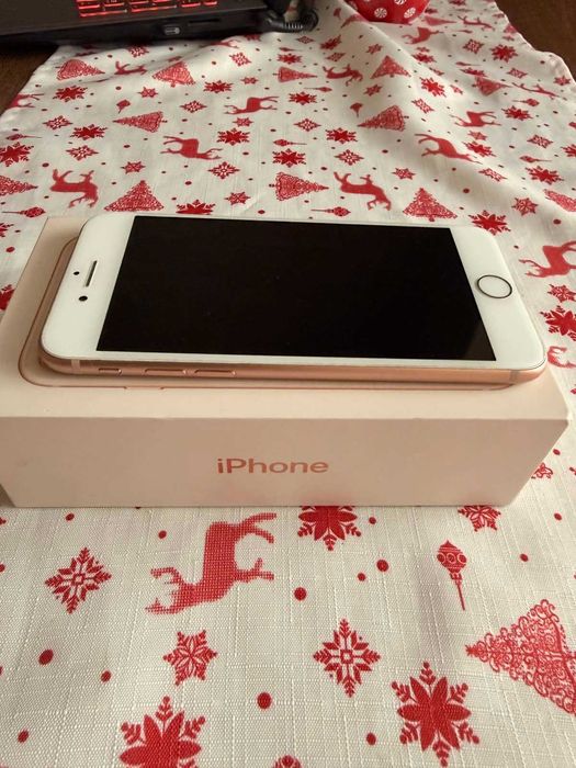 iPhone 8 64GB  КАТО НОВ/ чисто нова батерия