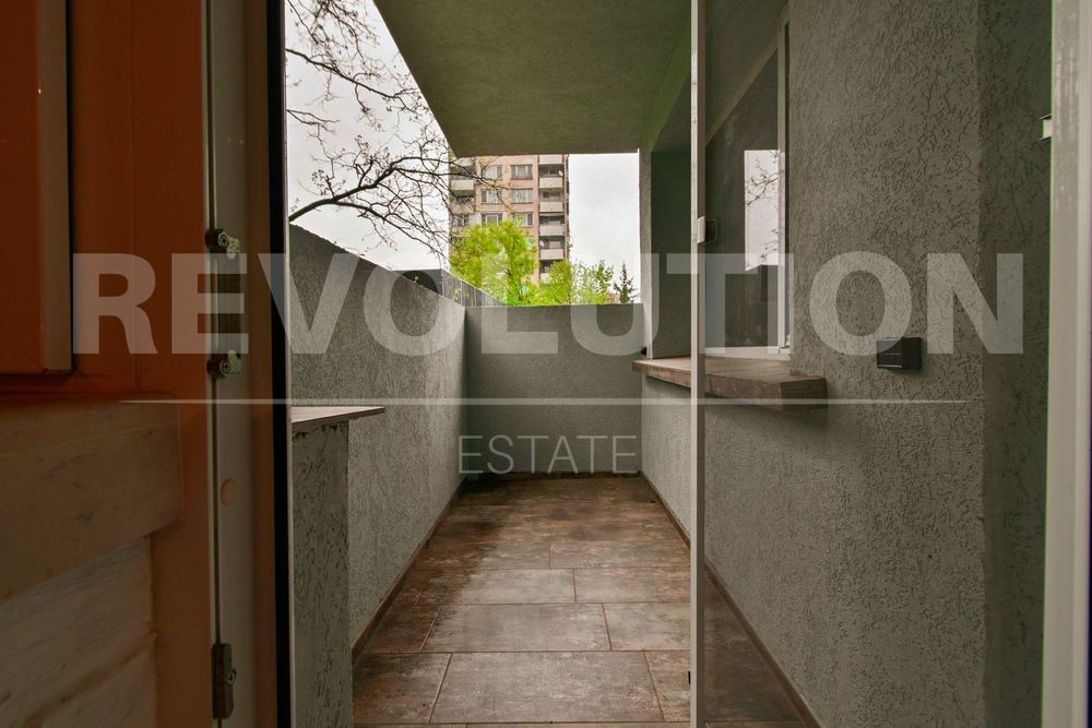 Продава се Тристаен апартамент в София, Младост 2 - 112 кв.м за 1321 €/кв.м - Снимка #9