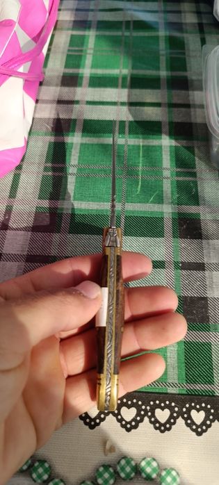 Продавам стар джобен нож