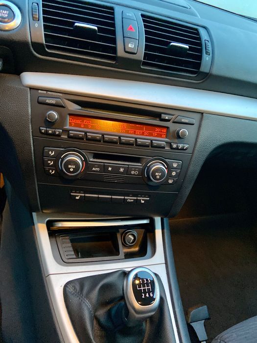 BMW 118 D 143 CP 2010 Euro 5 Dublu Klimatronic INMATRICULAT