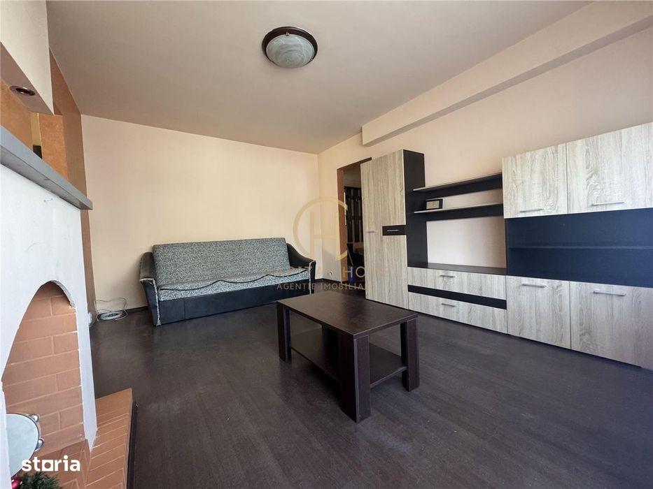 Podu Ros Palas 2 camere etaj 2 Strada Decebal