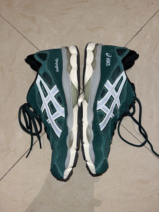 Asics gel nyc обувки