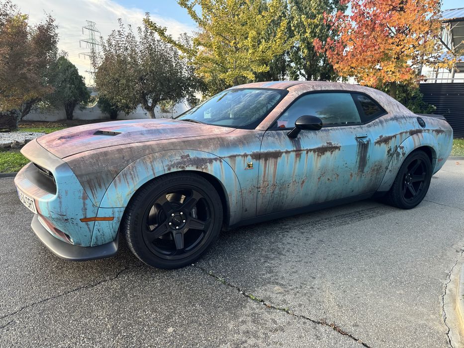 Vand Dodge Challenger SRT 6.4