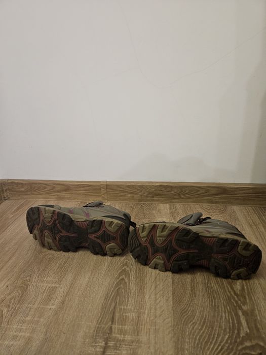 Детски/дамски туристически обувки