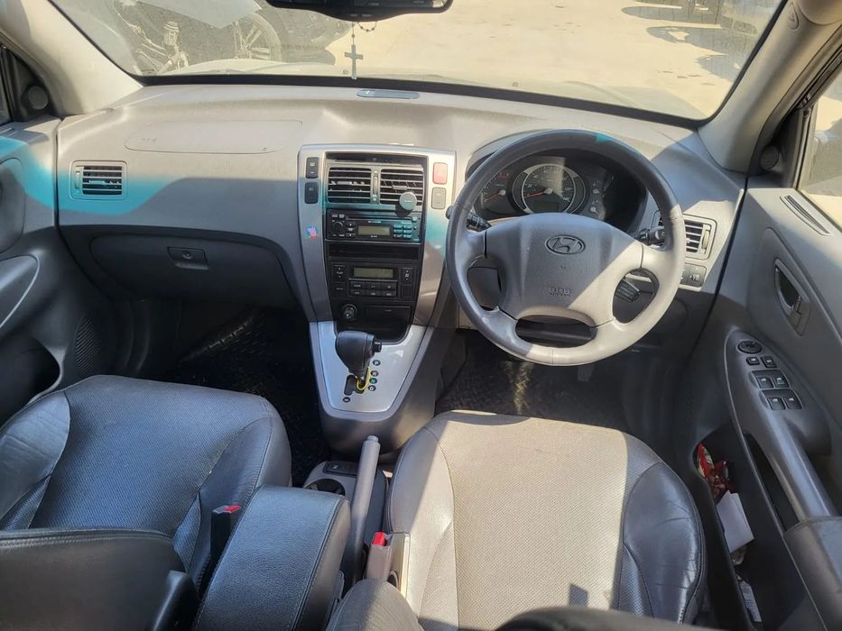 Dezmembram Hyundai Tucson 2.0 crdi 4x4 2005 BARA FATA/CAPOTA/ARIPI/FARURI/TRAGER