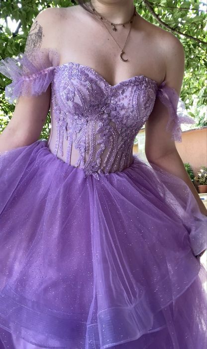 Лилава абитуриентска рокля с корсет – универсален размер