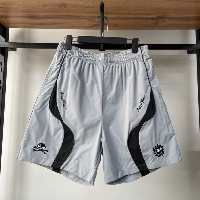 Шорты Broken Planet