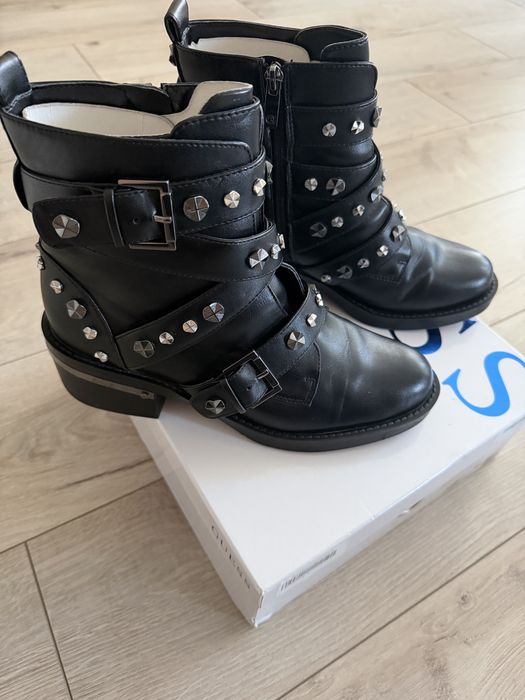 Оригинални дамски боти Guess – Размер 40