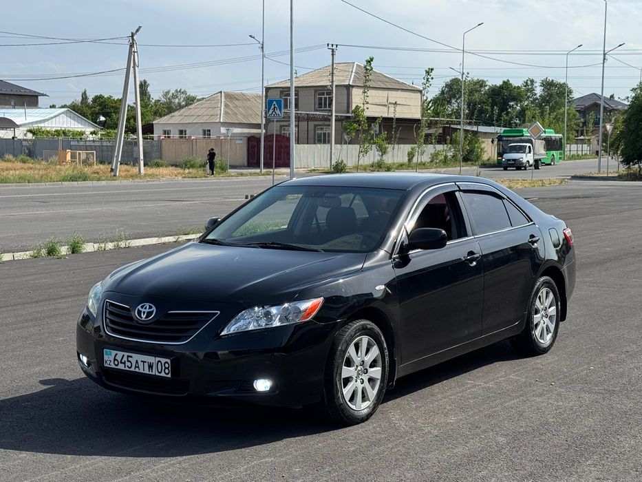 Toyota camry 40.