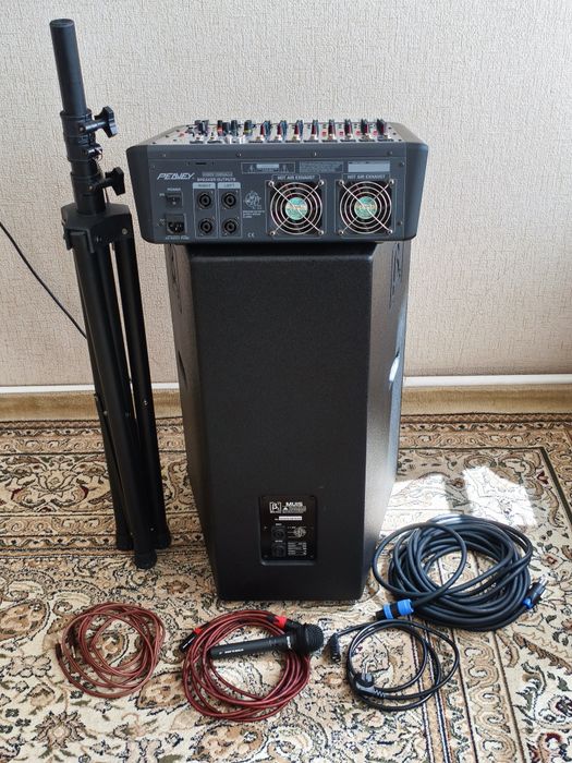 Firminiy kalonka usilitel stoyka kabel mikrafon