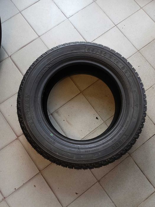 Гуми външни Trayal  185/60/14--2бр.