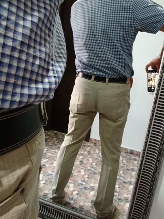 Pantaloni barbati marca C&A din in masura XL stare perfecta