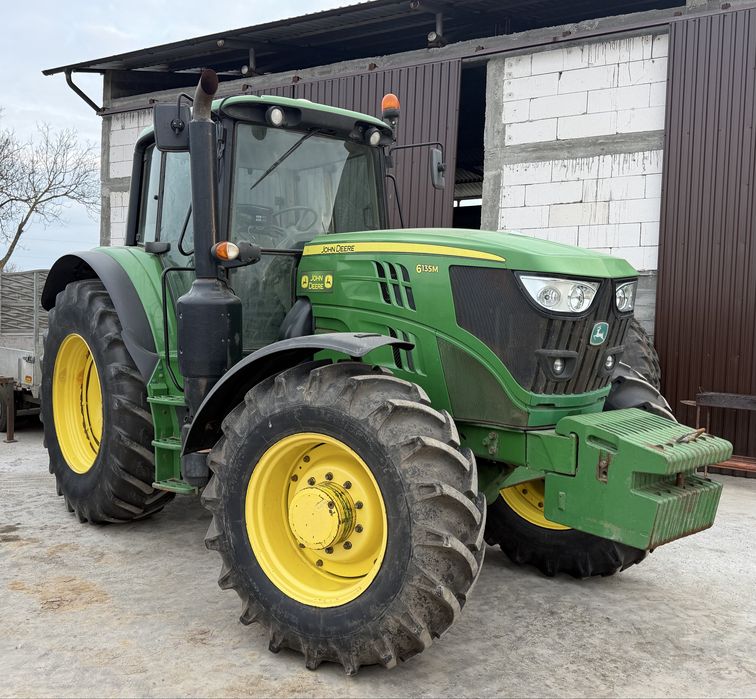 Tractor John deer 6135M