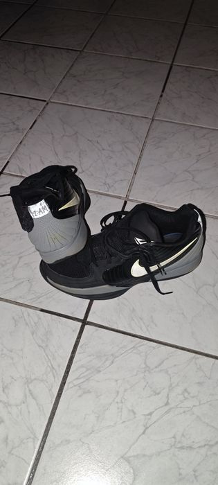 Баскетболни обувки: Nike JA2 и Nike Lebron NXXT gen AMPD