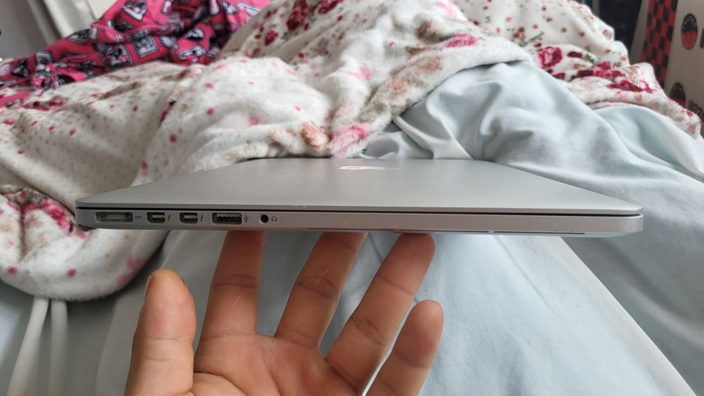 Macbook pro retina 15 mid 2015 16gb