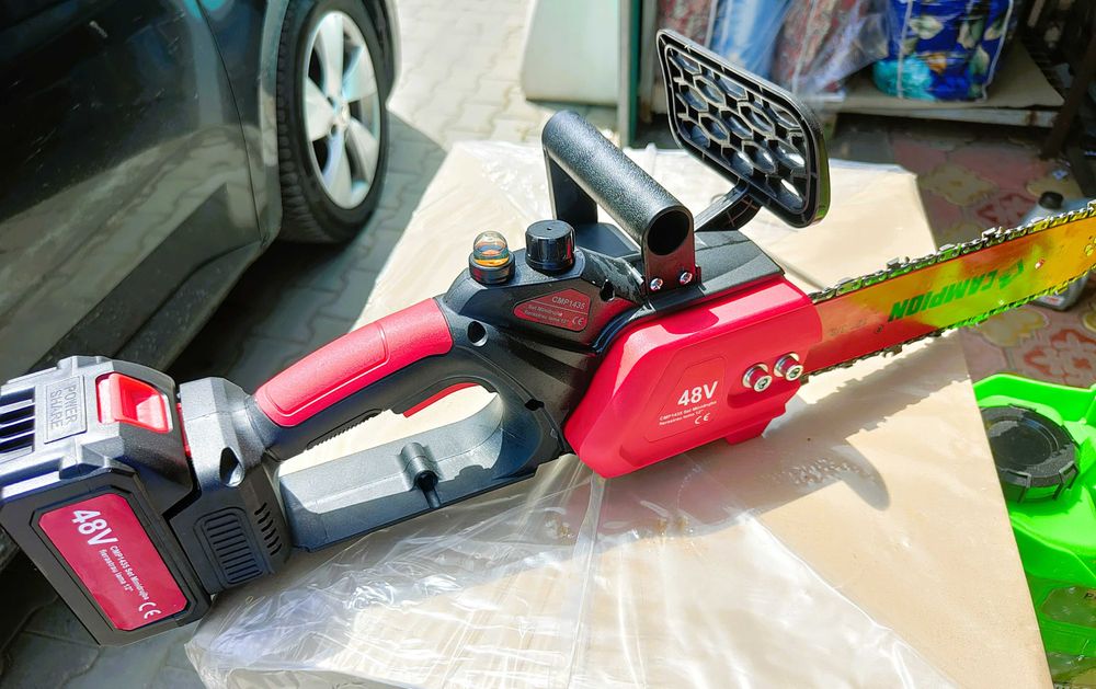 Drujba lama 12" acumulatori*2b 48V+ungere Campion Power,Livrare 25lei!