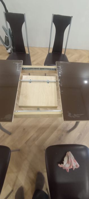 Продам стол со стульями