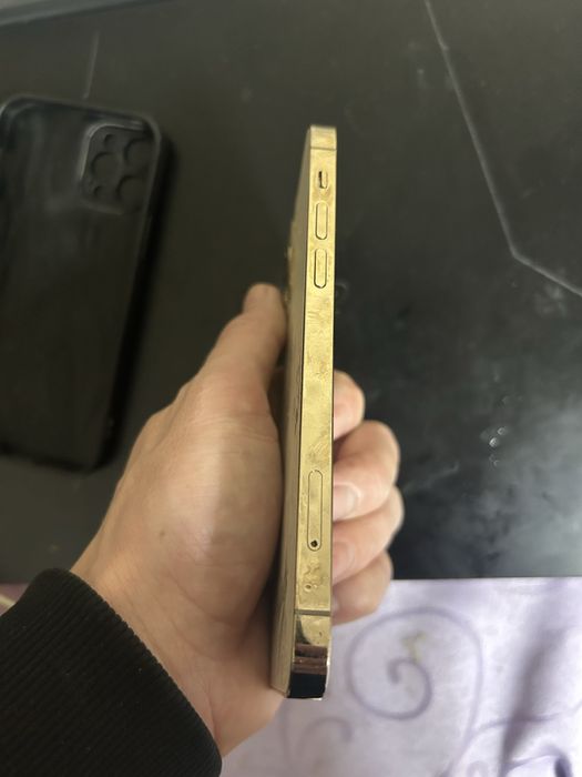 Продам Iphone 12 pro