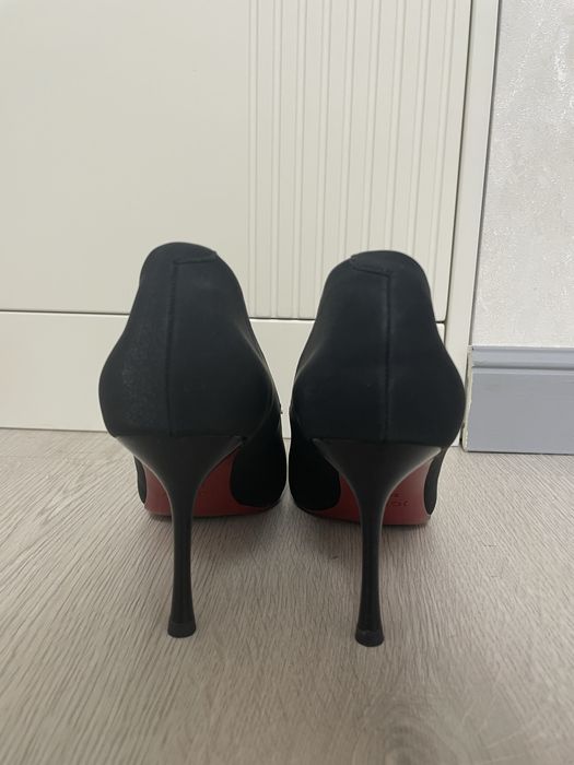 Туфли на каблуке