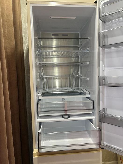Продам холодильник Samsung