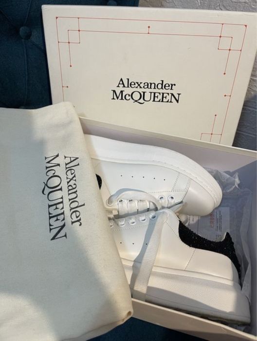 Adidasi Alexander McQueen