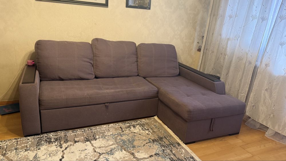 Продам угловой диван