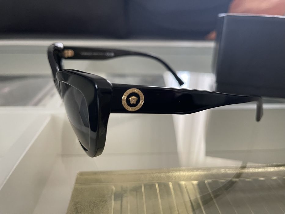 Vand ochelari de soare dama Versace 4388
