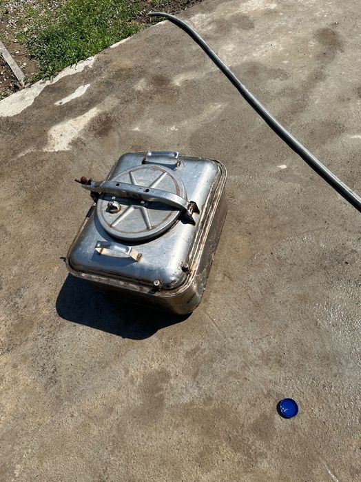 Nerjavika idish sotiladi 50 litr