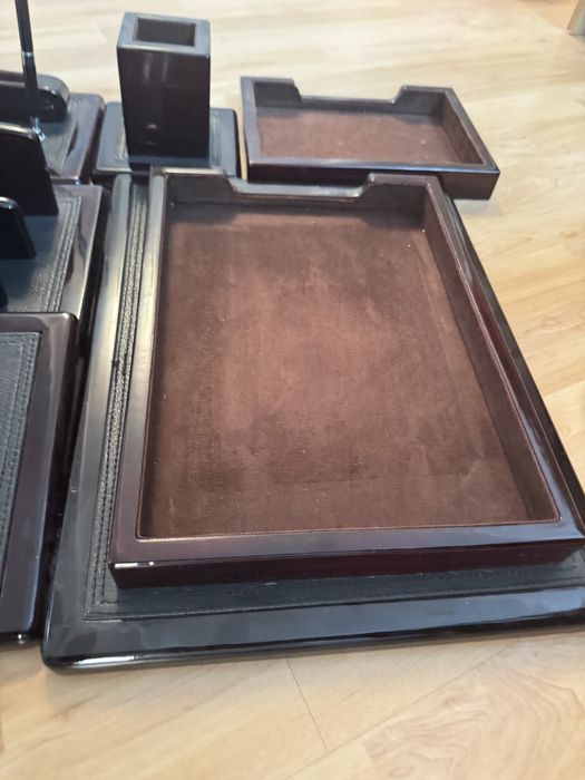 Продам настольный набор из 7 предметов